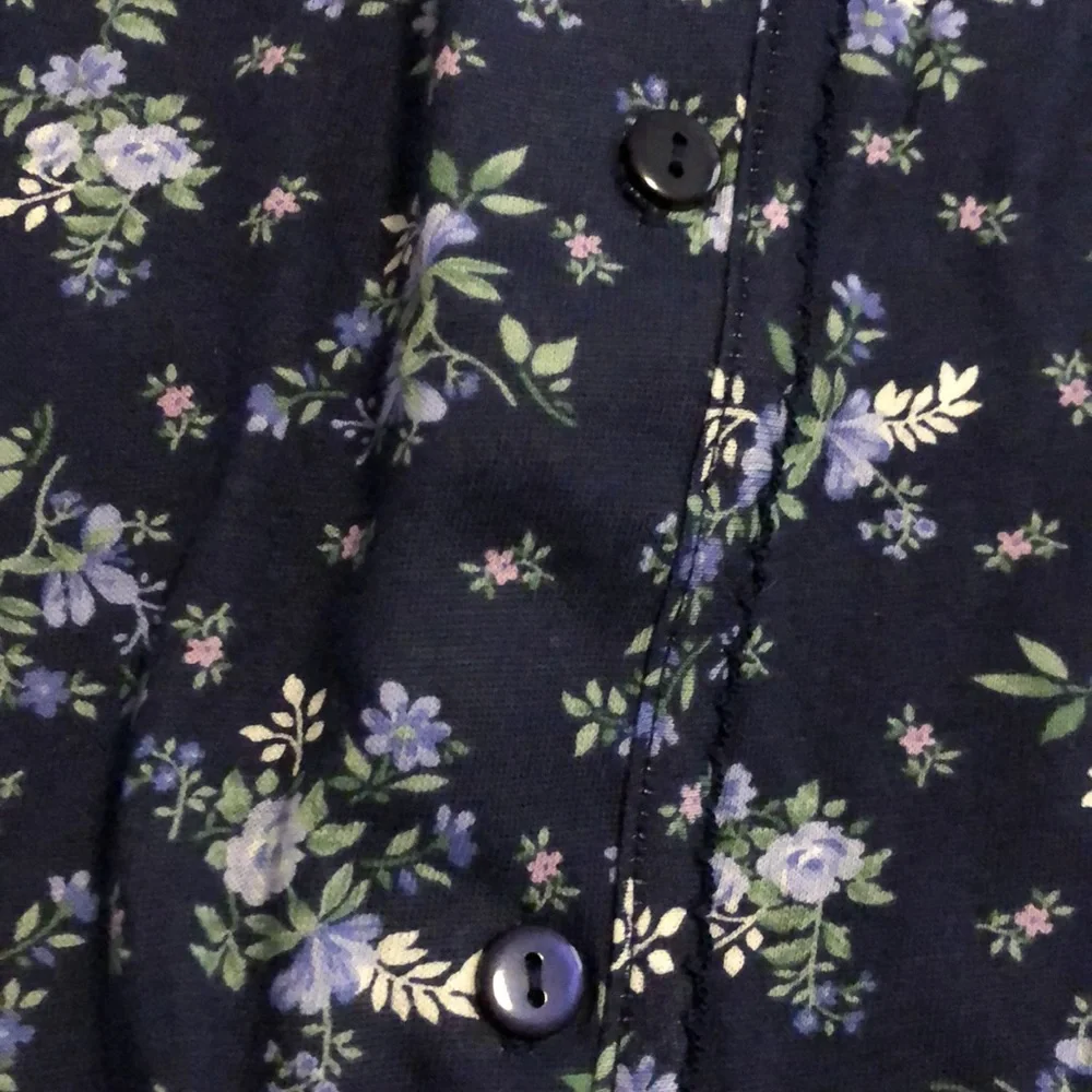 Charter Club 2-piece pajama set Mini Floral soft and cute💖 - Picture 5 of 7